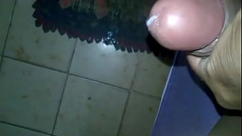 Preview 1 of Xzzvideo - Meu amigo mandou a leitada pra eu ver!