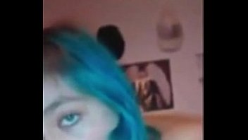 Preview 2 of 18 Stop Mom - novinha-fazendo-selfie-engolindo-a-pica-inteira