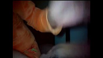 Preview 2 of Sexo Con Mi Madre Y Hermana - Busty Big Ass Turk Memnune Demir&ouml_z Handjob