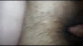 Preview 1 of Granny Diarrhea - Hayane deixou peludinha e melada. Mostrando seu lindo grelo grande