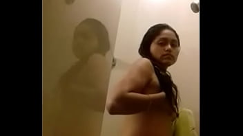 Preview 2 of Hq Porn Free Olgun Konusmali - VID-20151120-WA0001