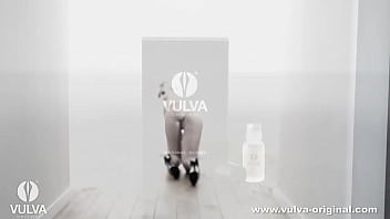 Preview 4 of Moana Pozzi Nothing Personal - Licking  Her Bitter Sweet Pussy Juice