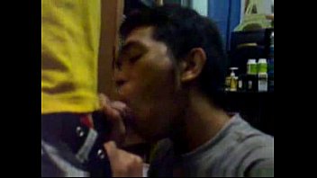 Preview 2 of Xxx Bumb Hend - Gay Asian Blowjob Webcam - HotSexyGayCams.com