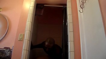 Preview 2 of Hjanea Motana - Shower sex
