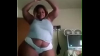 Preview 4 of Japan Hard Kiss - Thick Tina Dancing: Free BBW Porn Video f4