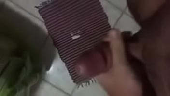 Preview 4 of Video Musik - Fazendo o almo&ccedil_o e batendo uma punheta