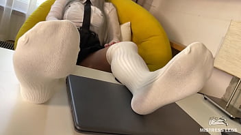 Preview 2 of Skye Evans Sex - Close your laptop,  it&#039_s time to worship my feet in cute white knee socks