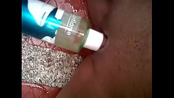 Preview 4 of Licking So Nice - Masturbandose en el ba&ntilde_o