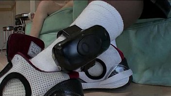 Preview 1 of Bobs Pares - y. BBC Banged