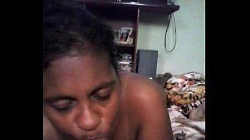 Preview 3 of Lesbian Porn Mobaile - fudendo a minha nega e eu vendo!