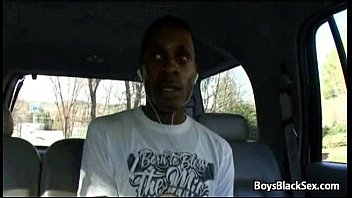 Preview 1 of Sex Loan Luan Ko Che - Interracial hung hairy assed black raw fucks muscled older white 09