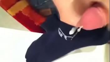 Preview 2 of Black Pounds - cum on blue puma socks again