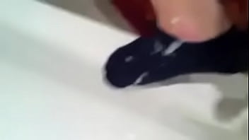 Preview 4 of Black Pounds - cum on blue puma socks again