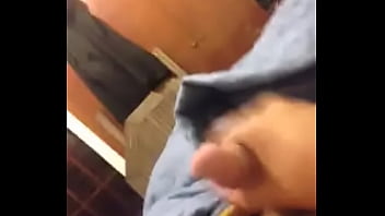 Preview 2 of Onsen Pee - tocandome