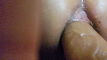Preview 2 of Sexcy Busty Wife Com - Traviesa2210 me rompen el culo con una gran polla.