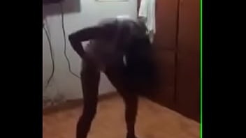 Preview 2 of Very Naughty Daughter - Rosita Calderon pelada bailarina