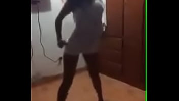 Preview 3 of Very Naughty Daughter - Rosita Calderon pelada bailarina