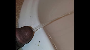 Preview 3 of Saraiki Boy Gay - Me pissing