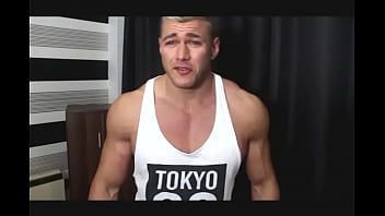 Preview 1 of Spandex Pants Lapdance - Hypnotised By My Boulder Shoulders