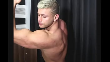 Preview 4 of Spandex Pants Lapdance - Hypnotised By My Boulder Shoulders