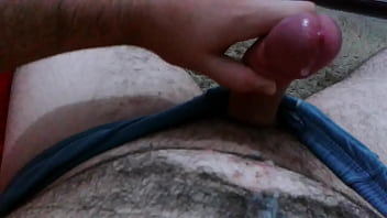 Preview 3 of Xxxpornvide - punheta gostosa do novinho
