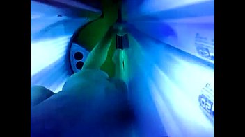 Preview 3 of Big Areolas Pussy - Le Bahamas&#039_Sun 2