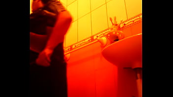 Preview 1 of Polit Xxx Com - TRIM 20151221 223848