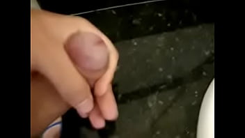 Preview 1 of Bara Lund Sex - Shooting some dense cum 2