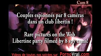 Preview 1 of Sunny Leone By - Part 21 Spycam Camera espion private party ! Les Bulles