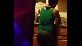 Preview 2 of Bagal Xxx Hd - grande culo de la mujer que vive con migo