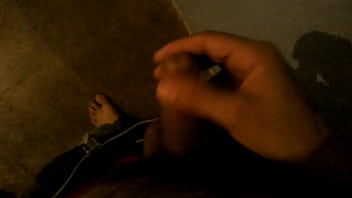 Preview 1 of Short Kissing Porn - solo rica paja en casa video:21411