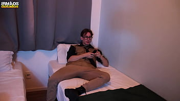 Preview 2 of Sannulion Porn - O Vizinho Barulhento