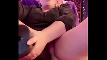 Preview 1 of Dood Nude Fuck - lay back on gamer chair and pound pussy with huge black dildo