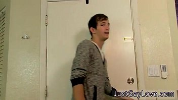 Preview 1 of Atm Cum Suck - Sexy emo gay anal He knows how to snag &#039_em and b. &#039_em,  with Robbie
