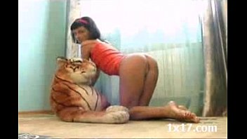 Preview 1 of Very Old Get Cum In Her Pussy - cute teen plays