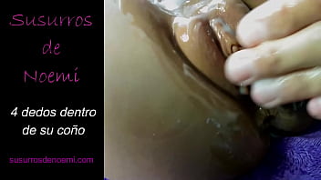 Preview 4 of Indon Solo - 4 dedos dentro de su co&ntilde_o