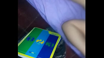 Preview 4 of Wwwsex Video Xxx 18 Download - Fati le mete los dedos y filma a medi y ella se la chupa a Aritz