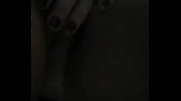 Preview 1 of Sunny Anal - Casada se exibe no video para o amante.