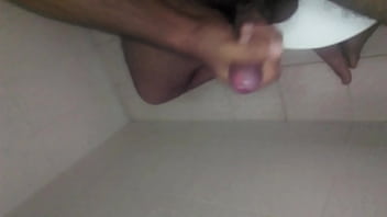 Preview 2 of Mientras Que Trabalha - My cum