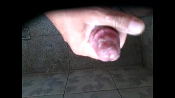 Preview 4 of Amigaaa4 - PUNHETAS COM GOZADAS FARTAS. 1