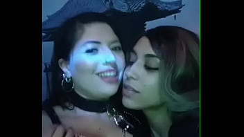 Preview 3 of Mom Fuc Son In Kitchen - Priscila bellini e pamela pantera festinha achei minha ex namorada corna e fizemos a putaria com grande pau de borracha e vibradores