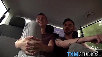 Preview 1 of Saniliwoni - Sexy and cute twink Deacon Hunter having a great threesome