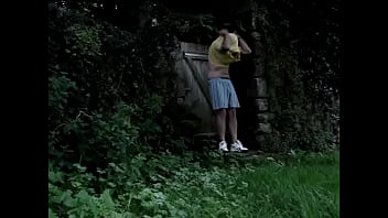 Preview 2 of Principle And Parent - La premi&egrave_re fois que je me suis mis nu dehors ...
