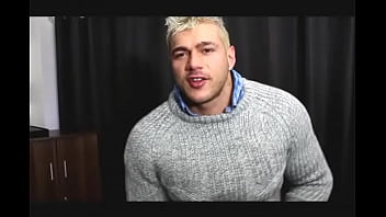 Preview 2 of Most Hydrated Pussy - Wool Jumper Jerk Off