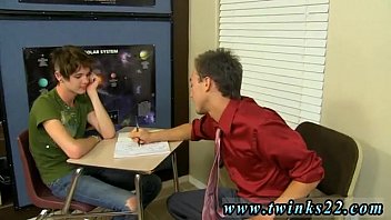 Preview 1 of Lesbian Licking Push - Gay mature on twinks Kirk Cummings is helping Timo Garrett with math