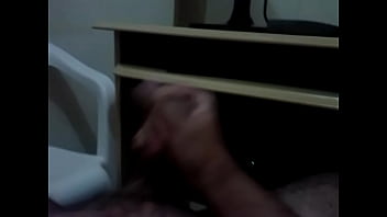 Preview 2 of Dog And Gorir Xex - Urso gostoso leitando muito