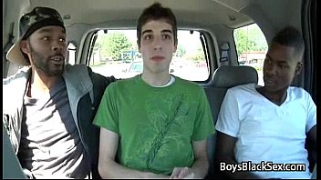 Preview 1 of Sex To Mom Kapde Me Sleep - Interracial Barebcak Hardcore Gay Fuck 08