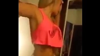 Preview 2 of Momy Is Fuck Pussy - Bailando Menea Tu Chapa suscribete(bajaryoutube.com)