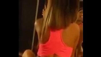 Preview 4 of Momy Is Fuck Pussy - Bailando Menea Tu Chapa suscribete(bajaryoutube.com)