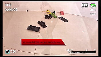 Preview 1 of Mote Mote Mamme Wali Xxx Video - Giantess - crushing toy cars